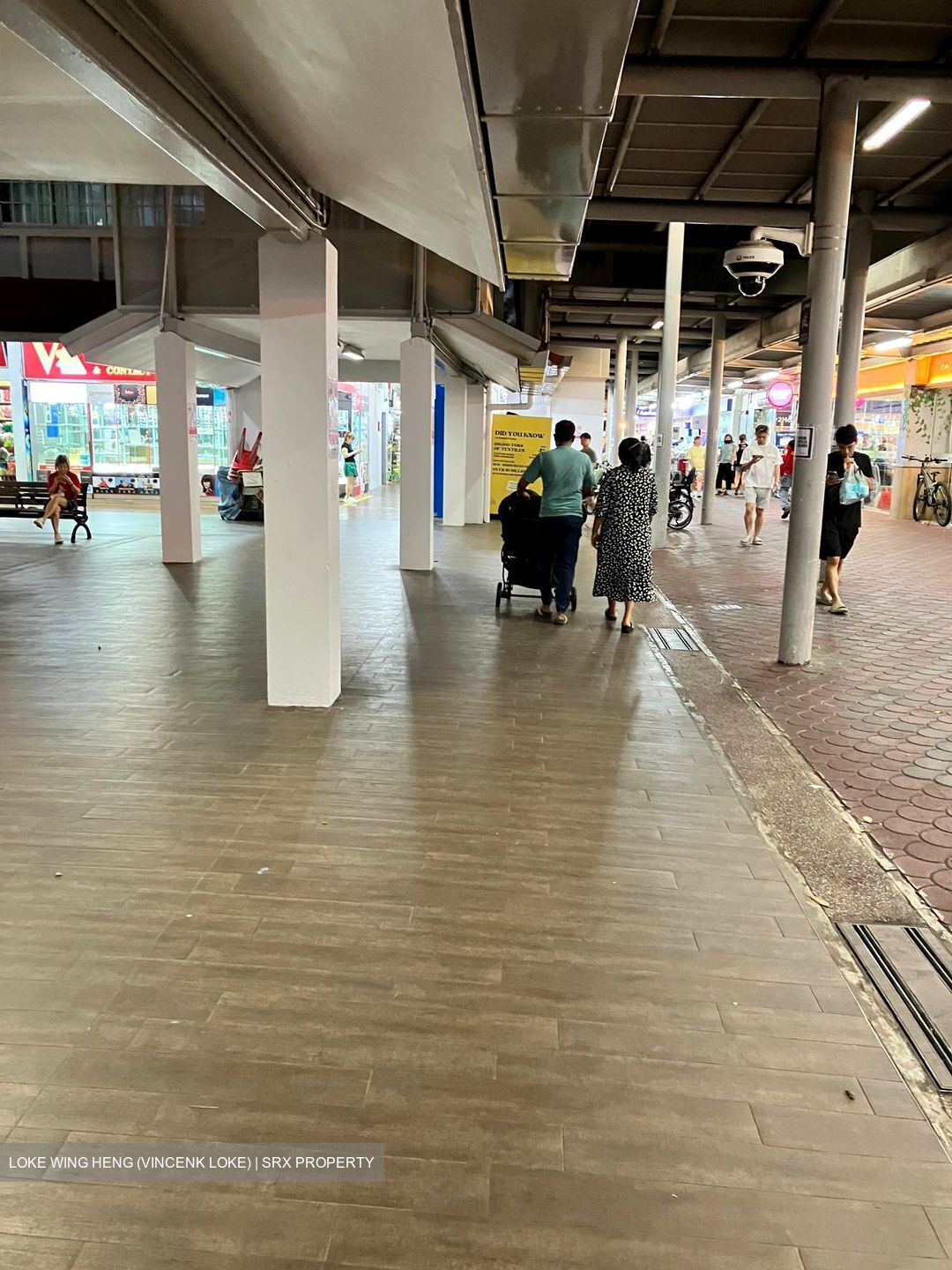 810 HOUGANG CENTRAL (D19), Shop House #586793551